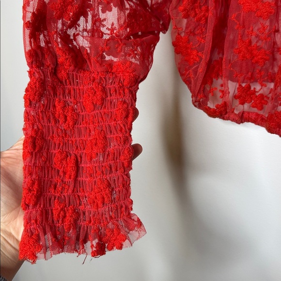 Free People red jubilee floral embroidered sheer peasant top size small - Picture 8 of 12